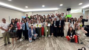 Award_for_the_team_“InnoGo”_of_the_Technical_Unive