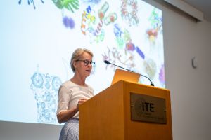 Public_speech_entitled__"Innovation_by_Evolution",